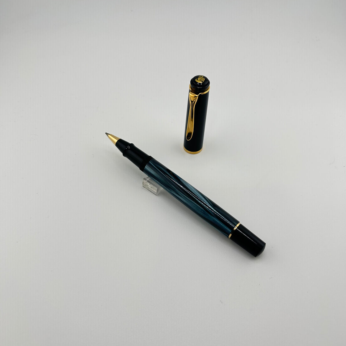 Pelikan R200 Grey Marble " old style " boxed - Roller Ball