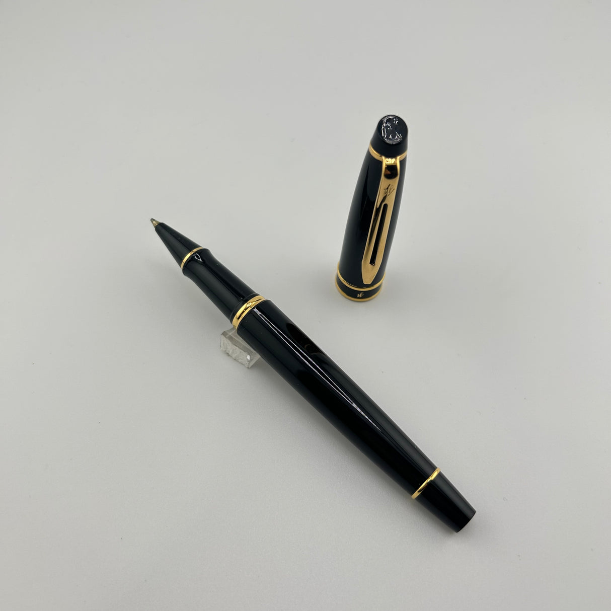 Waterman Expert Black gold trim - Roller Ball