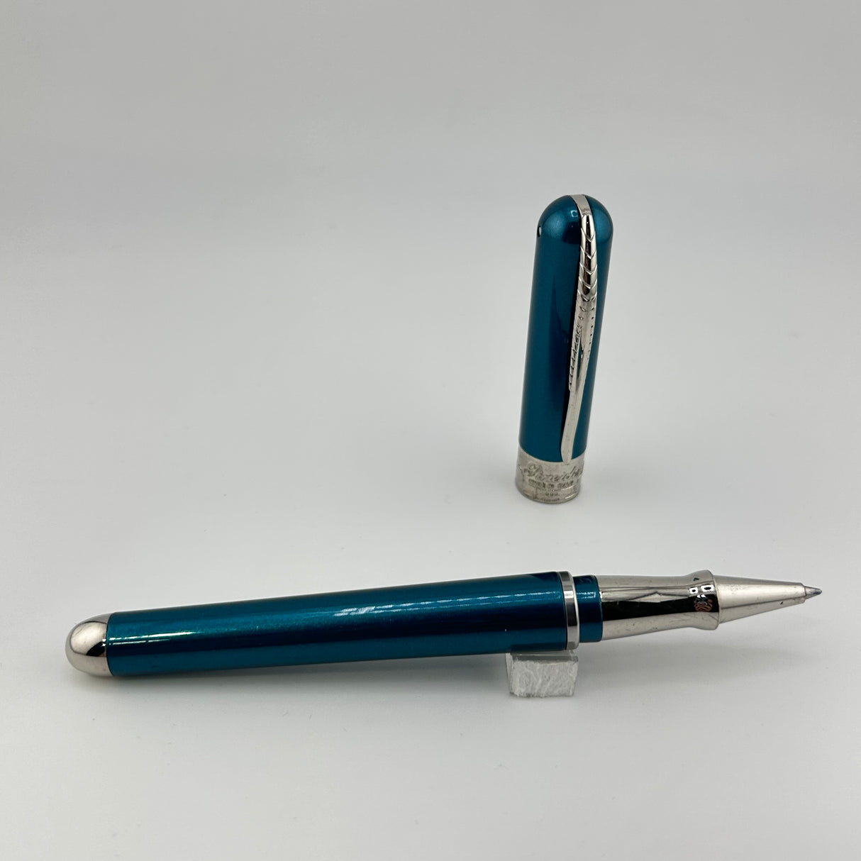 Pineider Avatar UR Marble in Ultraresin - Neptune Blue - Roller Ball