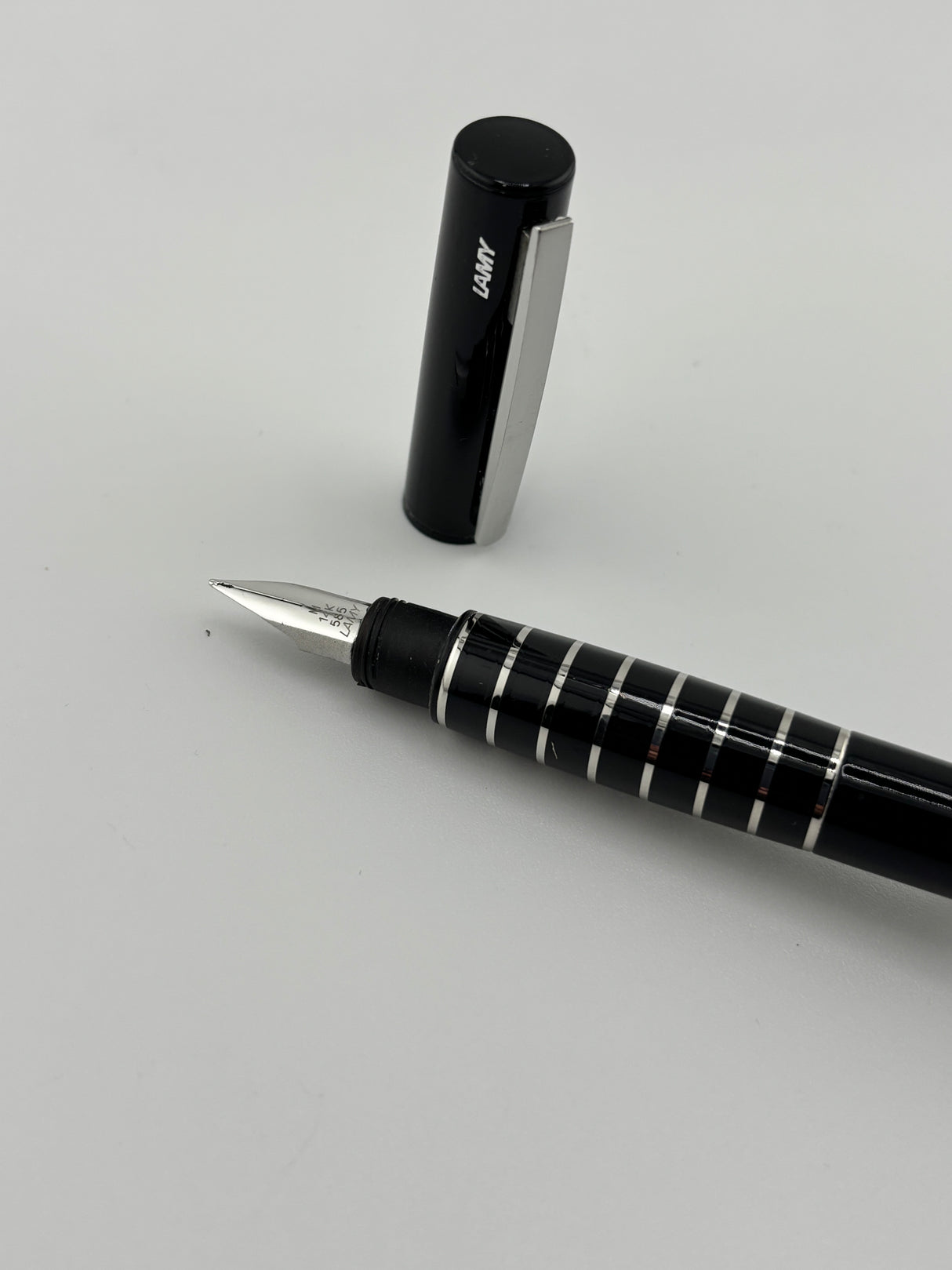 LAMY accent Fountain Pen brillant Black - Fountain Pen