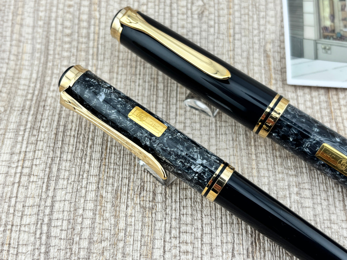 Pelikan Wall Street Set #0164/4500 Fountain Pen and Ballpoint Pen - Oblique 18kt Gold Nib For Right-Handed Writers