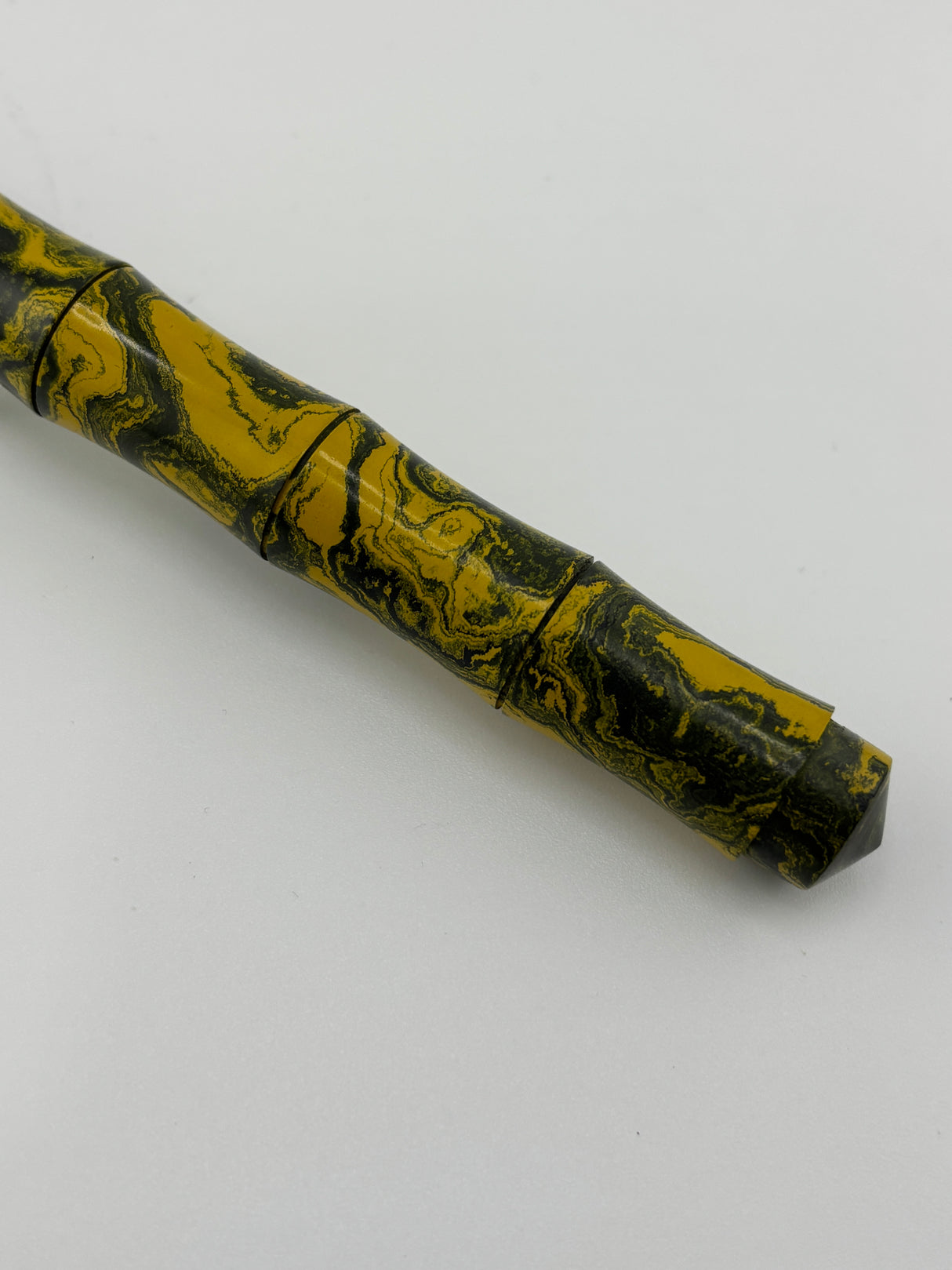 Manga Pen Yellow mottled Ebonite Bamboo shaped - Flex Nib