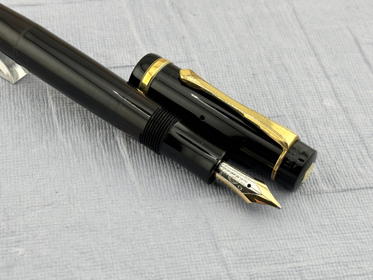 Montblanc 132 B Meisterstuck Black Circa 1946 - Fountain Pen