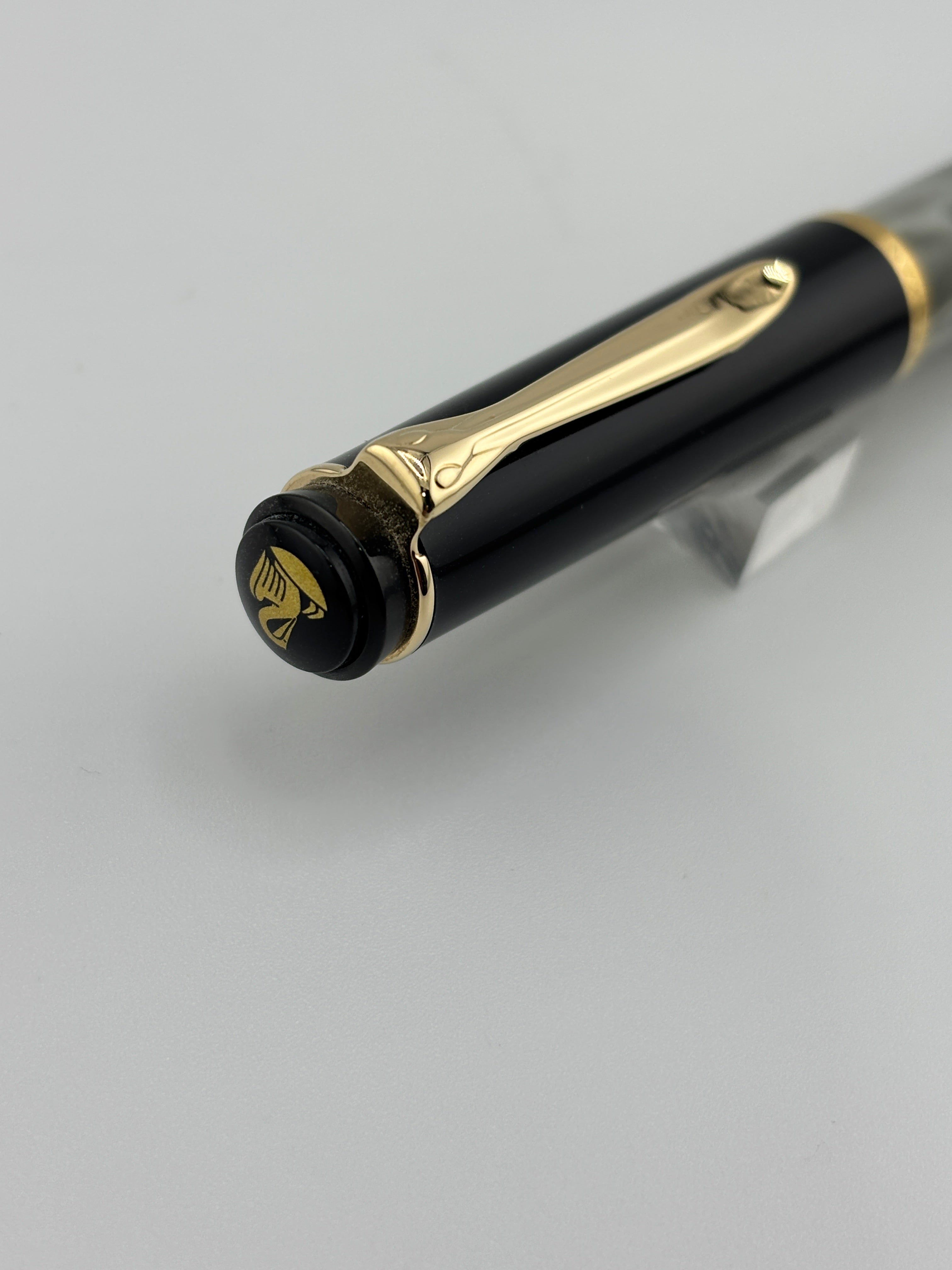 Pelikan R200 Grey Marble - Roller Ball