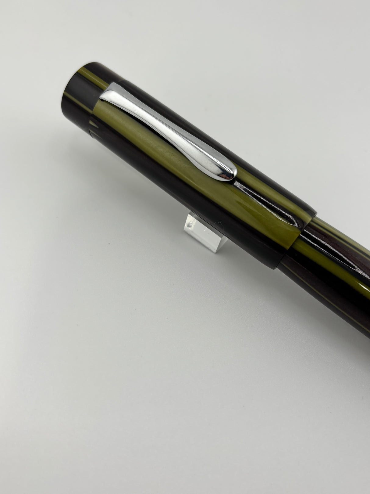 Ranga Pen huge Pen Lime and Black resin NICE  - Fine nib - Fountain Pen