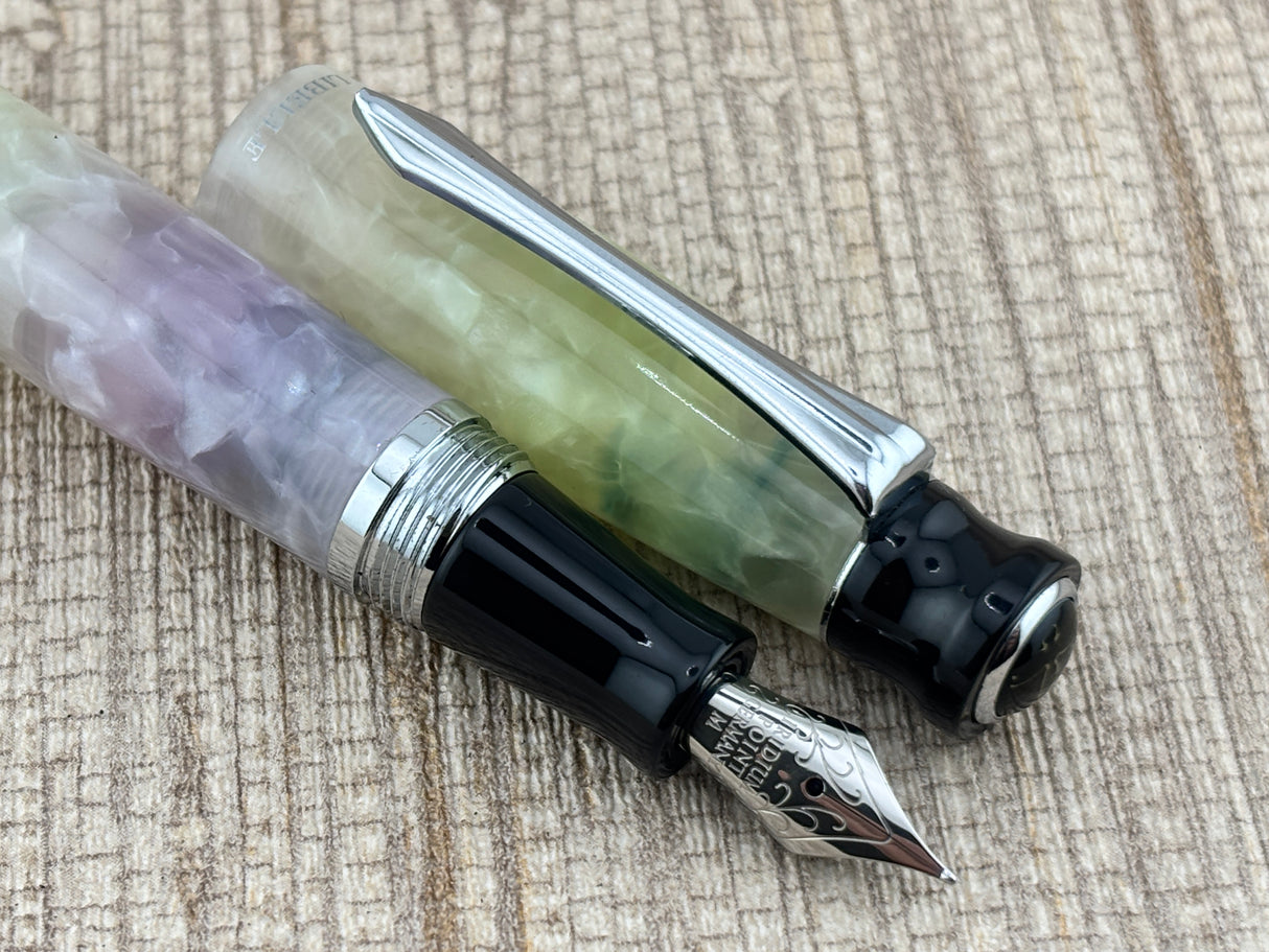 Libelle Cracked Ice Yellow and Purple - Fountain Pen