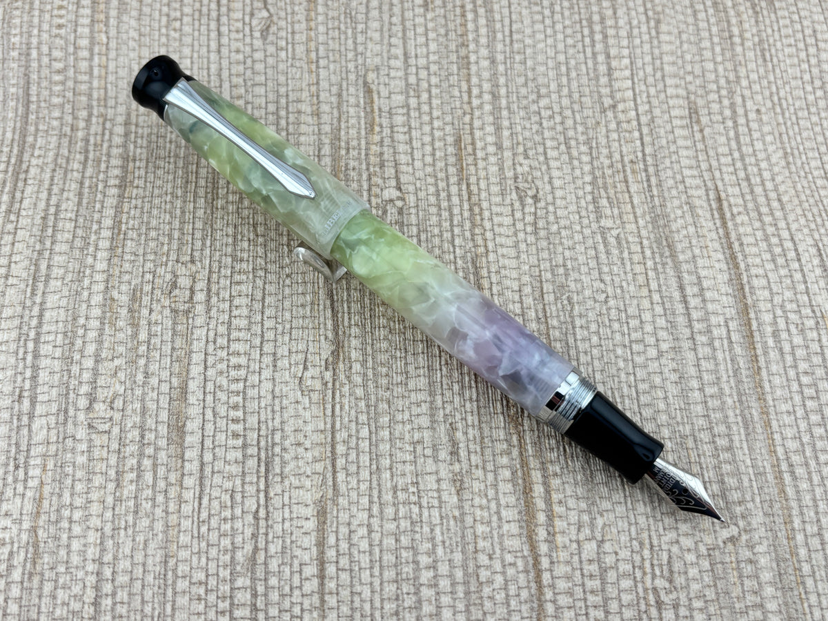 Libelle Cracked Ice Yellow and Purple - Fountain Pen