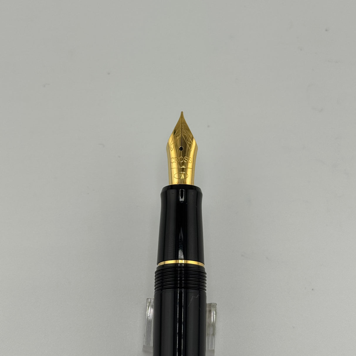 Cross Solo Black Gold Trim - Fountain Pen