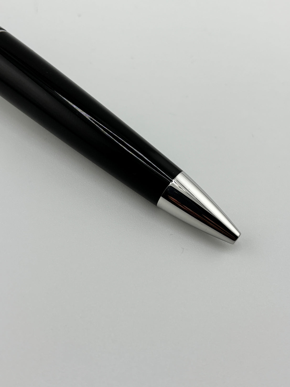 Montegrappa Elmo Black Ball - Pen
