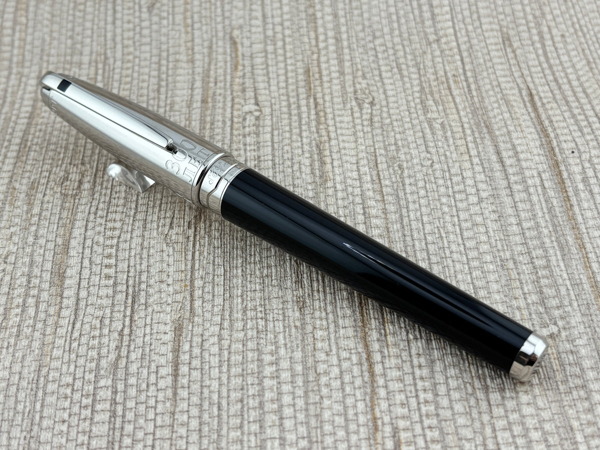 ST Dupont Large Orpheo 300th Anniversary of St. Petersburg Limited Edition Fountain Pen - Medium 18kt Gold Nib
