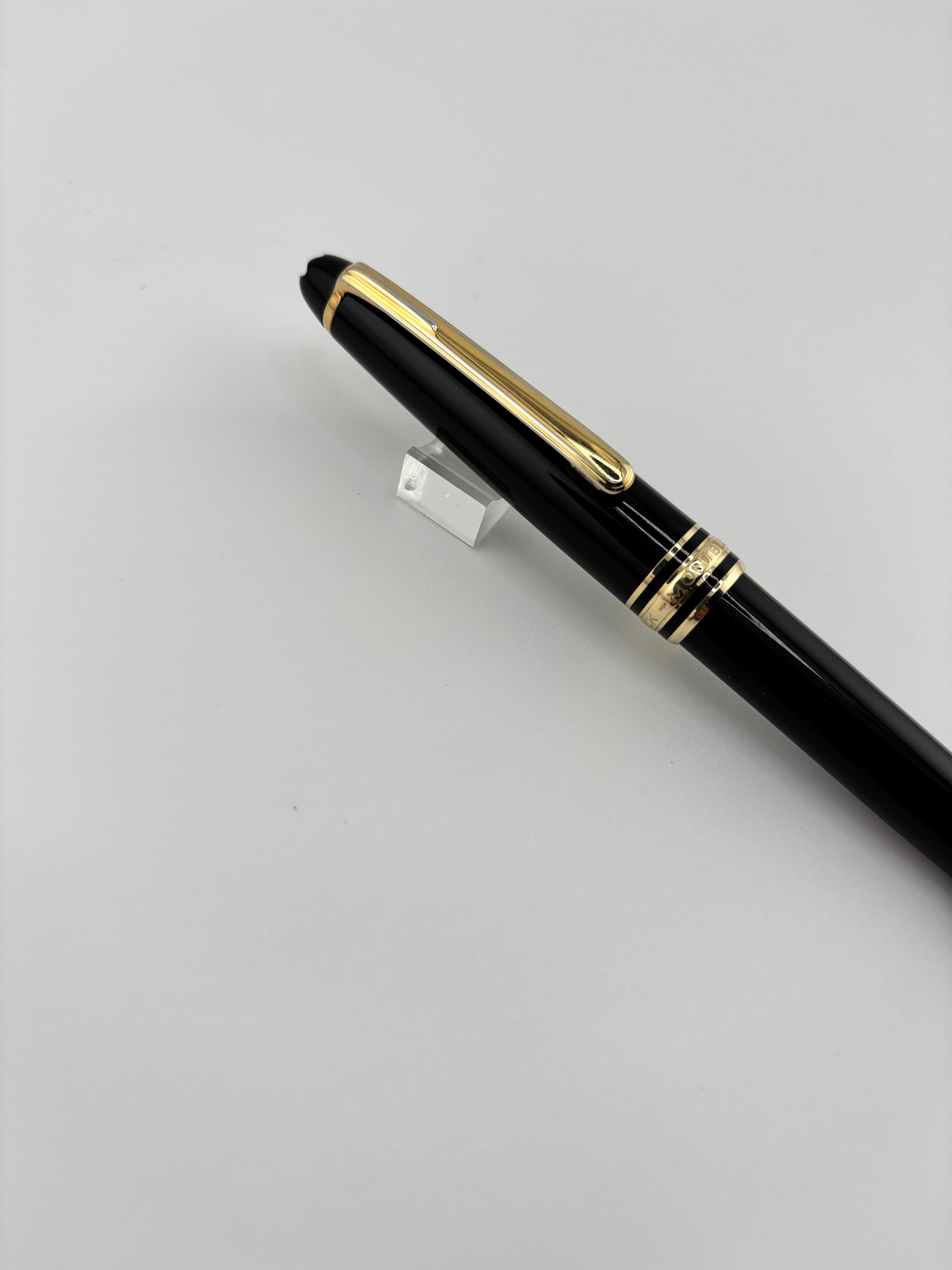 Montblanc Meisterstück Classique gold trim 164 Ballpoint