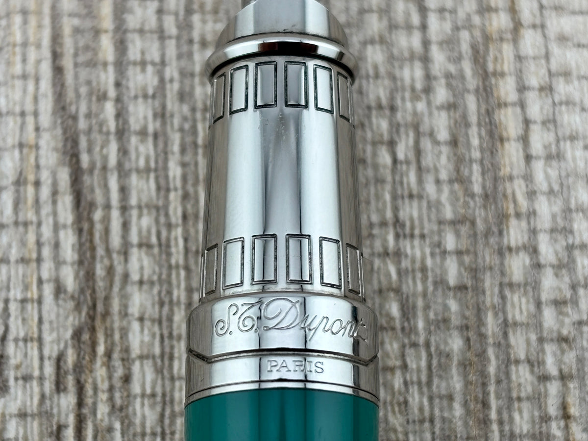 ST Dupont Olympio Statue of Liberty Limited Edition Fountain Pen #205/350 - Medium 18kt Gold Nib
