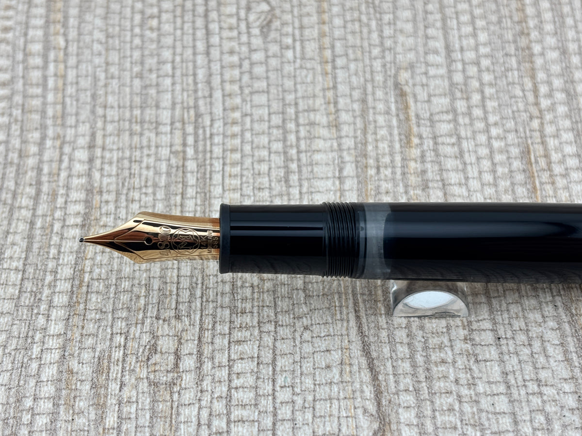 Montblanc Meisterstuck 146 Black 1980's Fountain Pen - Medium 14kt Gold Nib