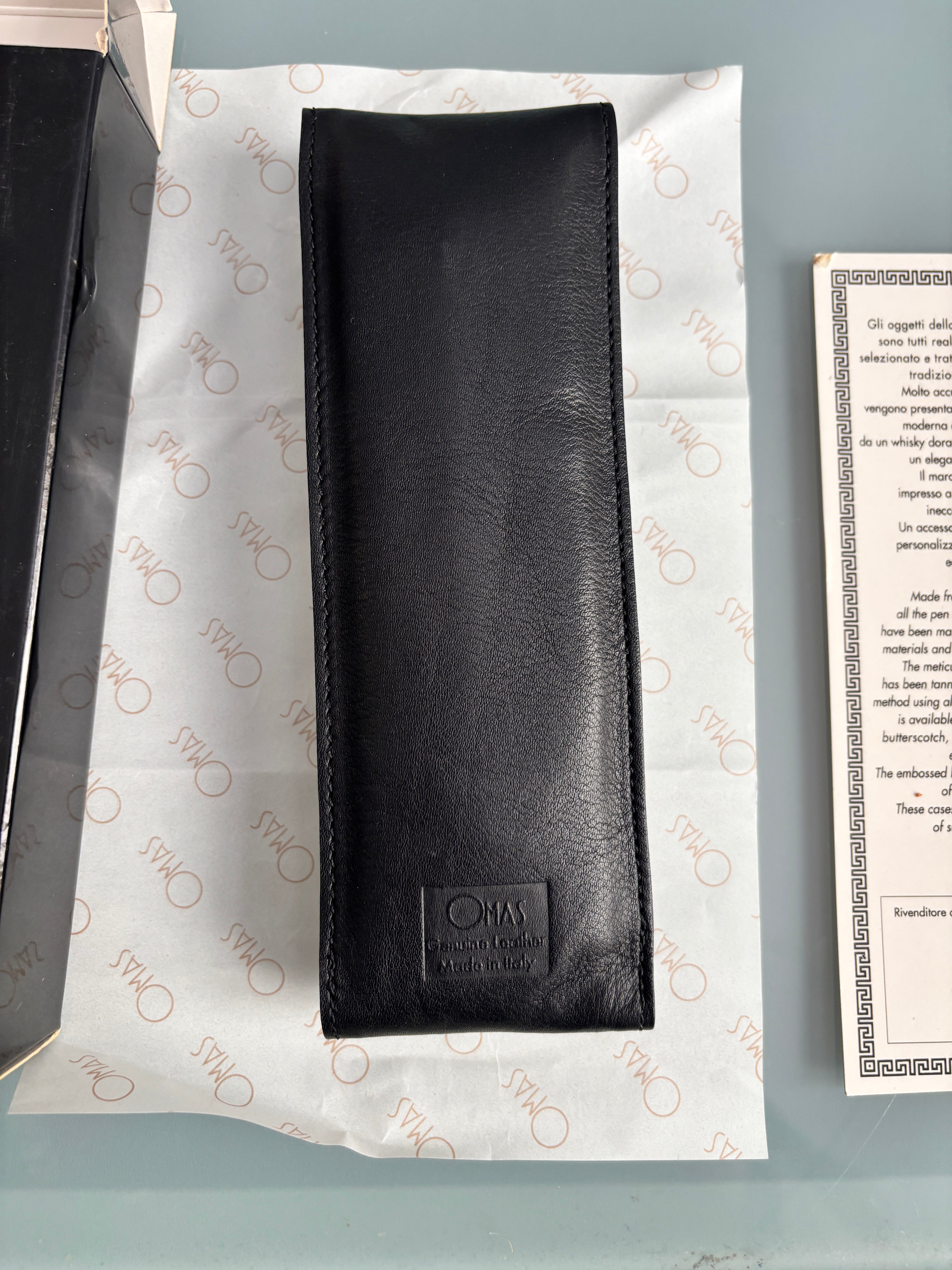 OMAS pen pouch for 2 pens - Superb quality circa 1990