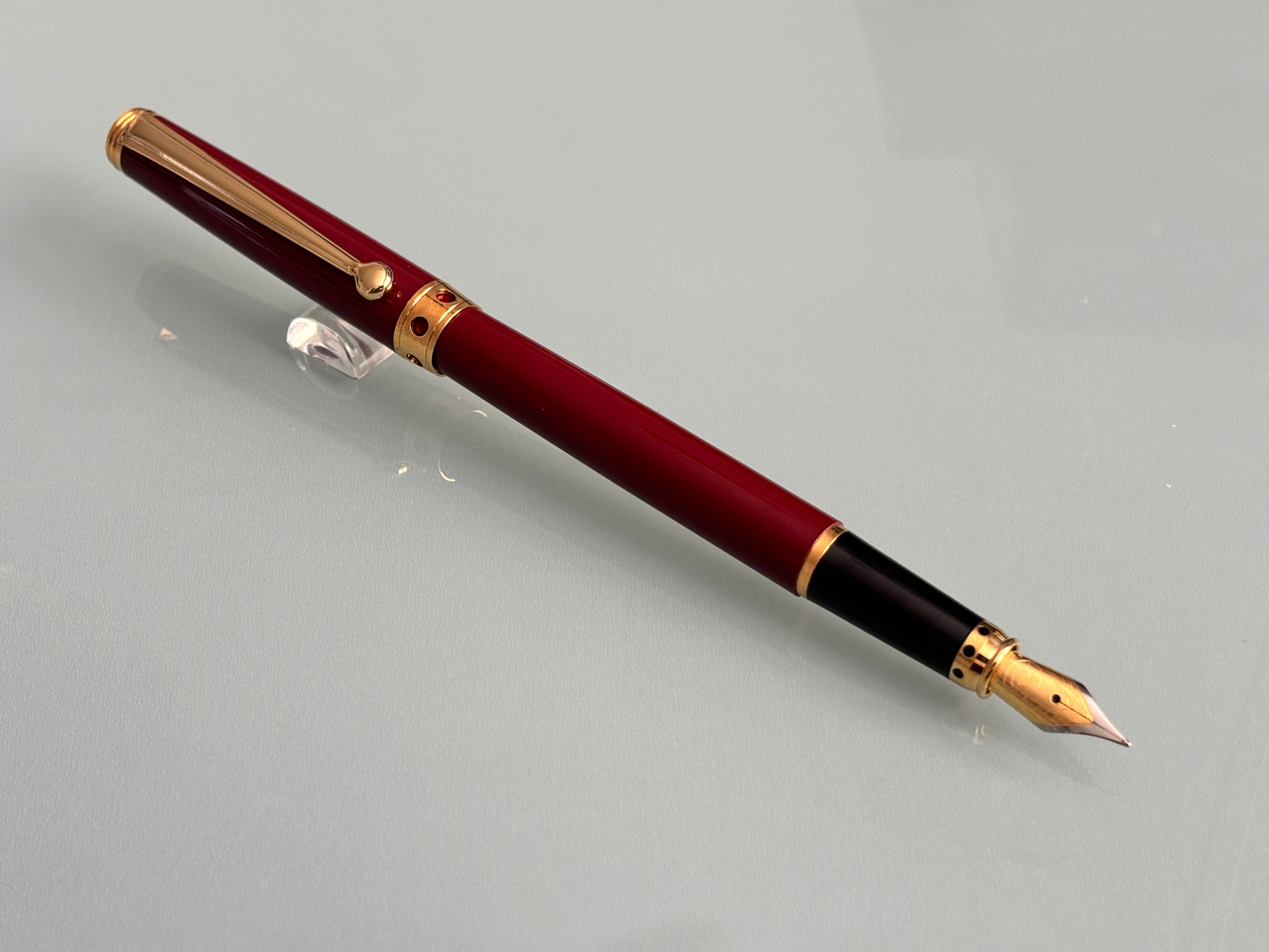 Reden's Paris Burgundy Made in France  - Fountain Pen circa 1985