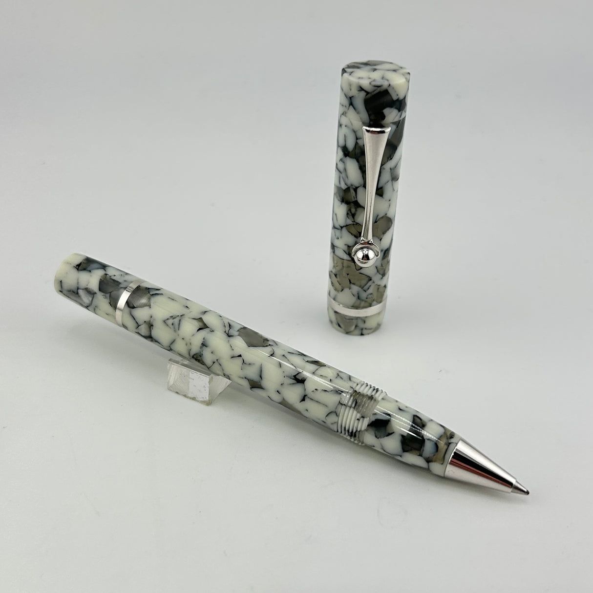 Bexley Swisher Pen White cracked Ice Flat top - Rollerball