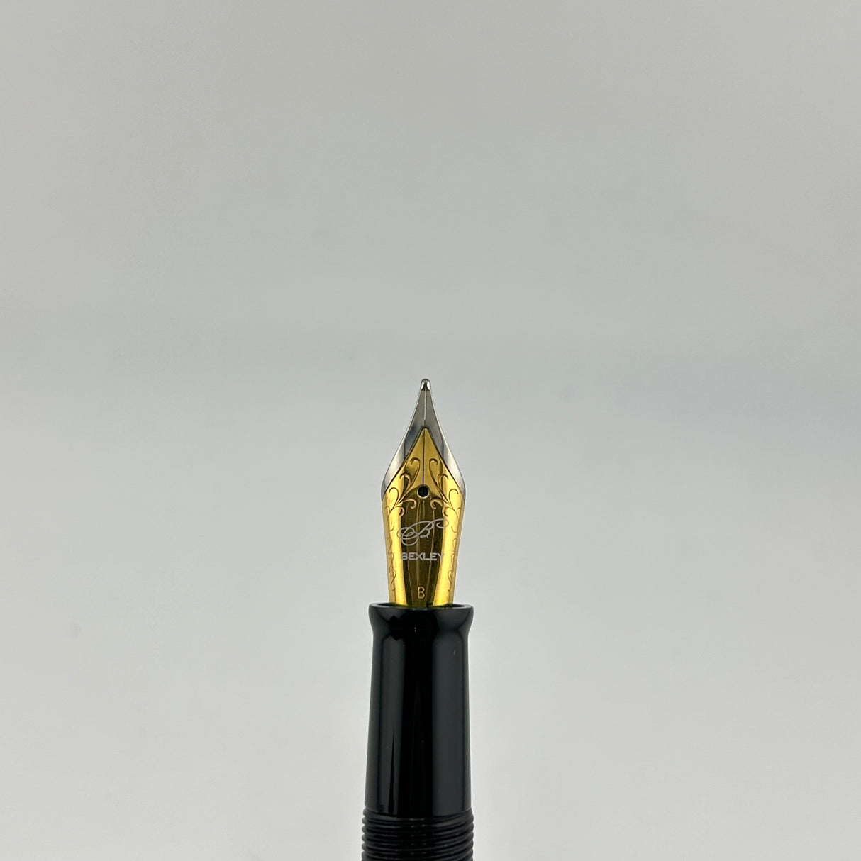 Bexley Equipoise Mid size Black - Fountain Pen