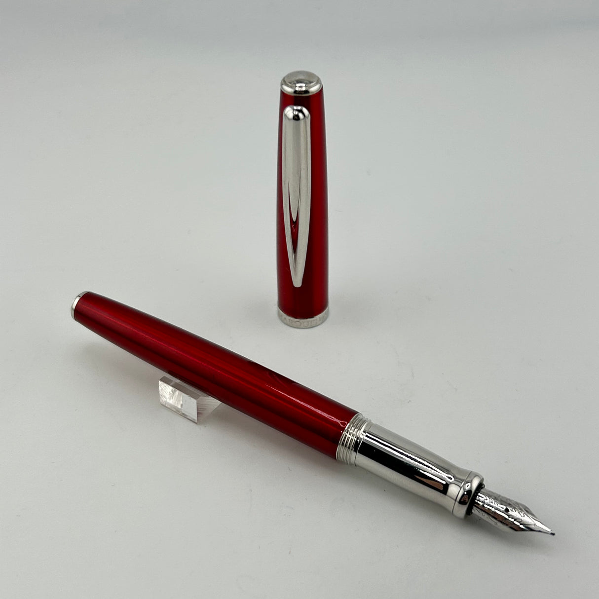 Marquis by Waterford Red - Fountain Pen