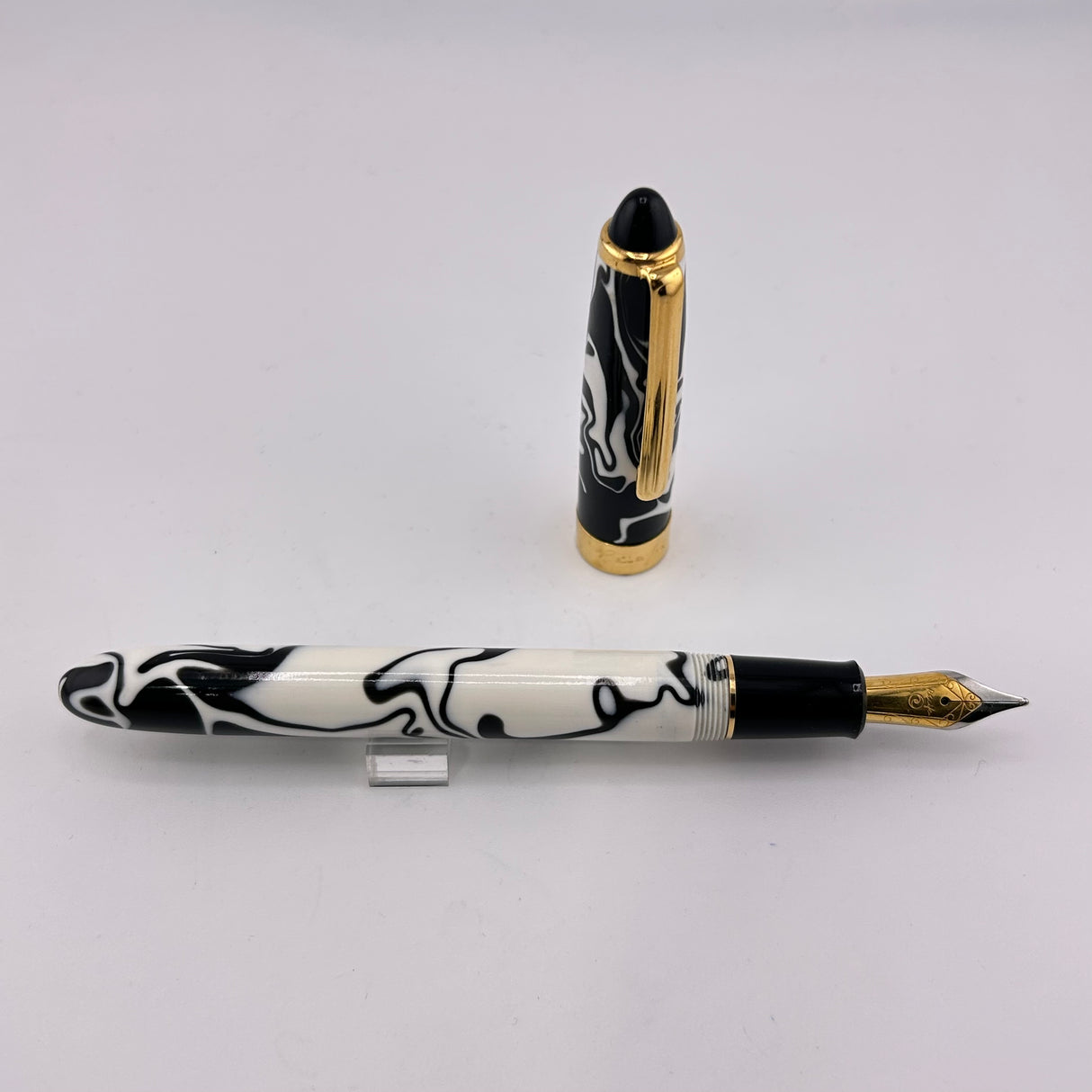 Recife Paris Black and white Marble circa 1990 - Fountain Pen