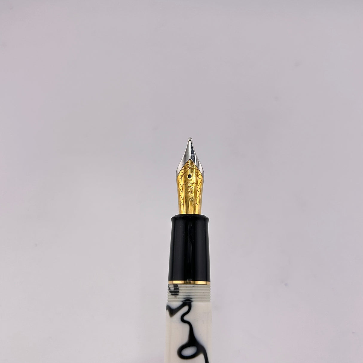 Recife Paris Black and white Marble circa 1990 - Fountain Pen