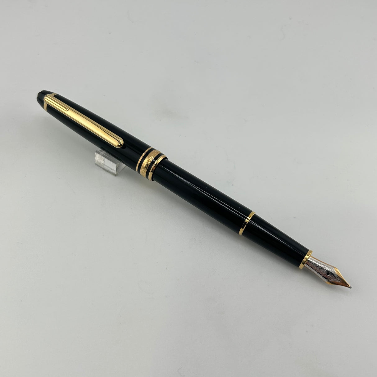 Montblanc Meisterstück Classique 144 Black gold trim - Fountain Pen