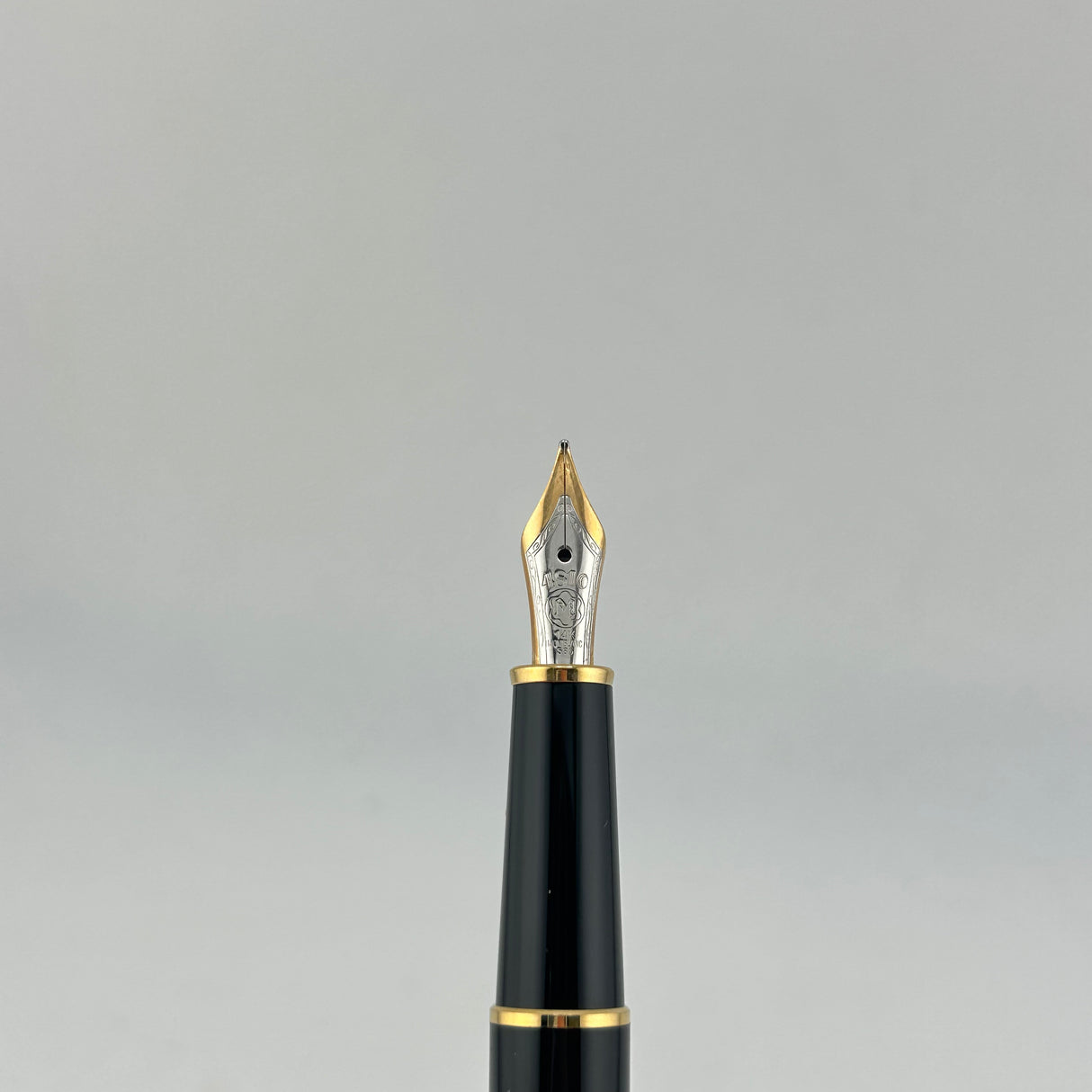 Montblanc Meisterstück Classique 144 Black gold trim - Fountain Pen