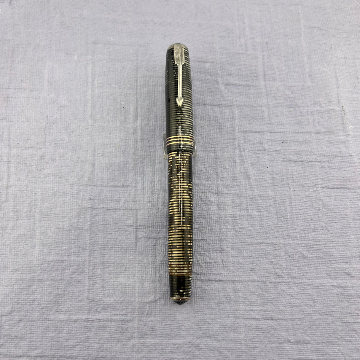 Parker Vacumatic Lock Down Silver Gray Pearl standard size - Fountain Pen