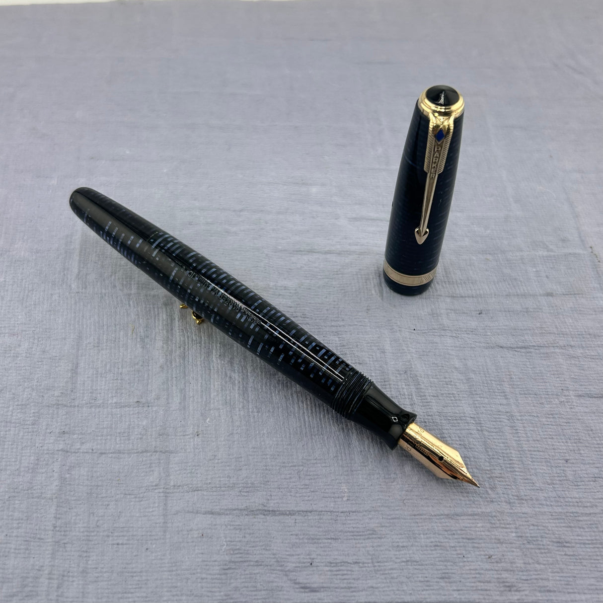 Parker Vacumatic Standard, Azure Blue, Blue Arrow Diamond clip - Fountain Pen