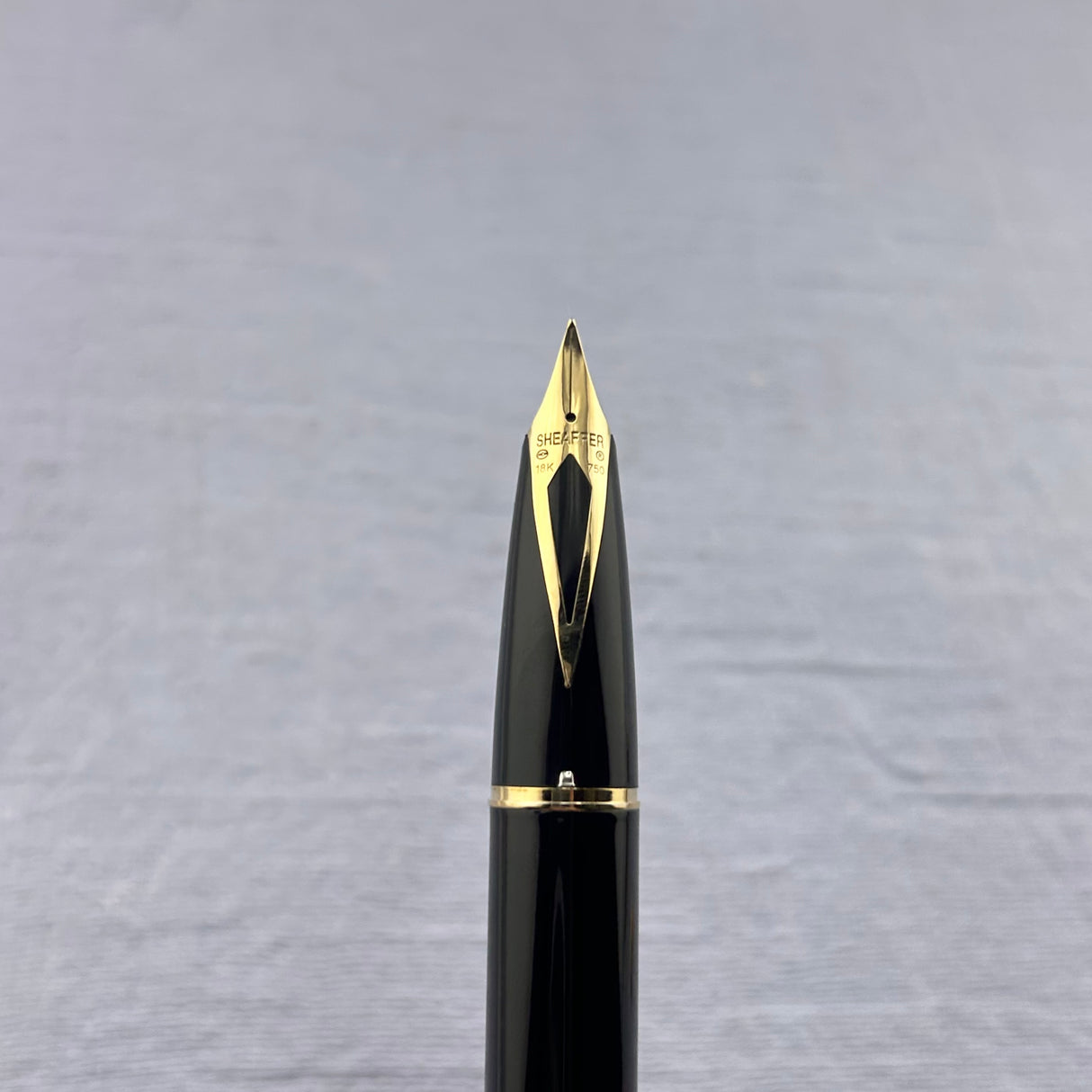 Sheaffer PFM black / gold matte cap comes with the original box - Fountain Pen