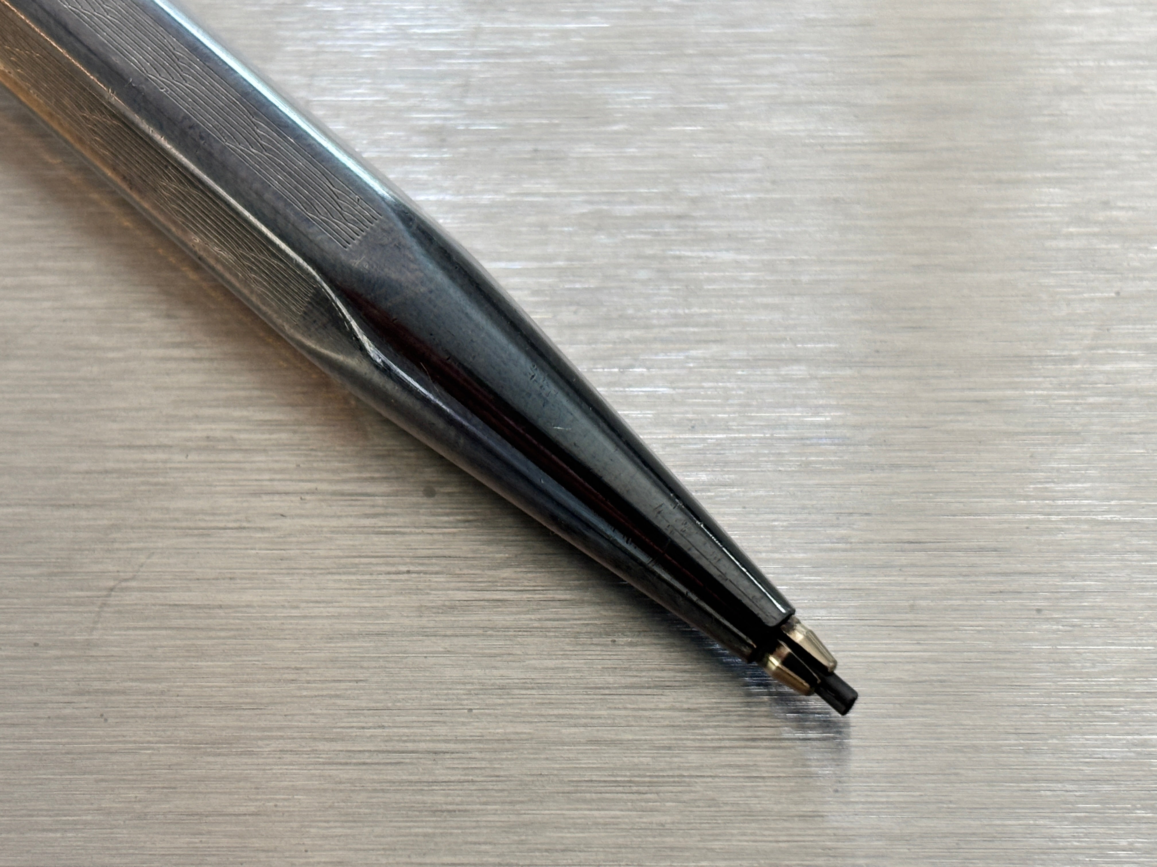 Caran D'ache Ecridor Faceted chevrons engraved - Pencil