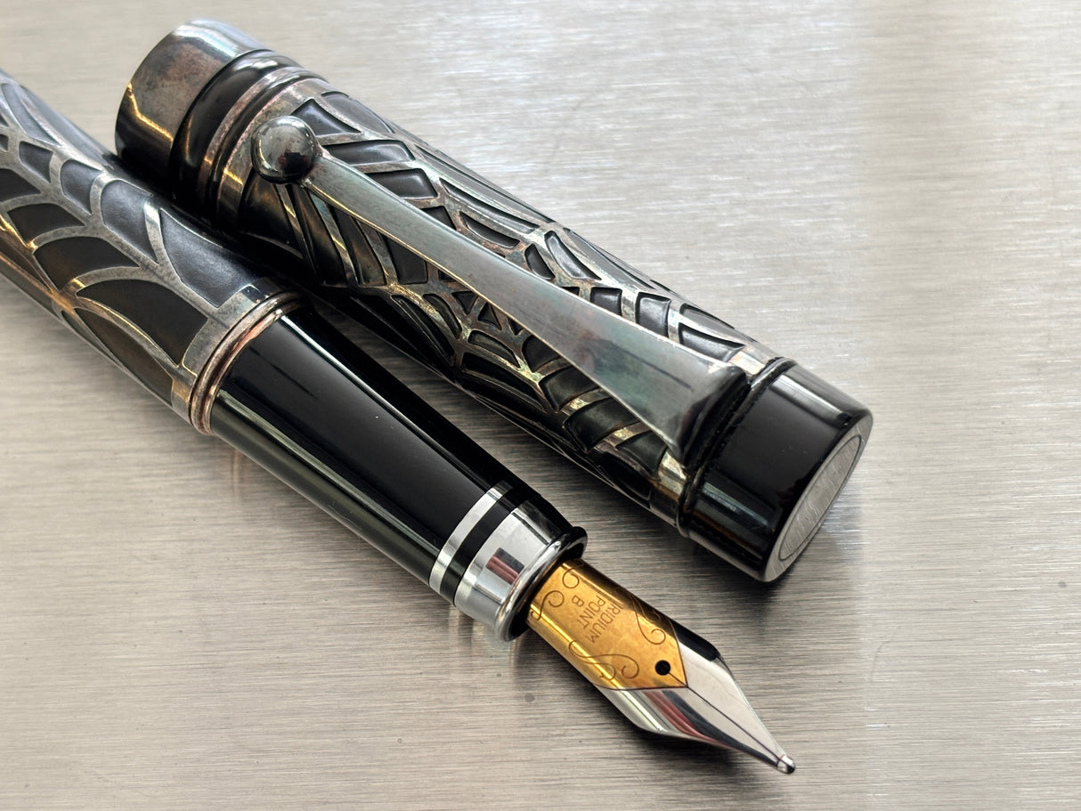 Laban Spider Web Black and silver - Fountain Pen