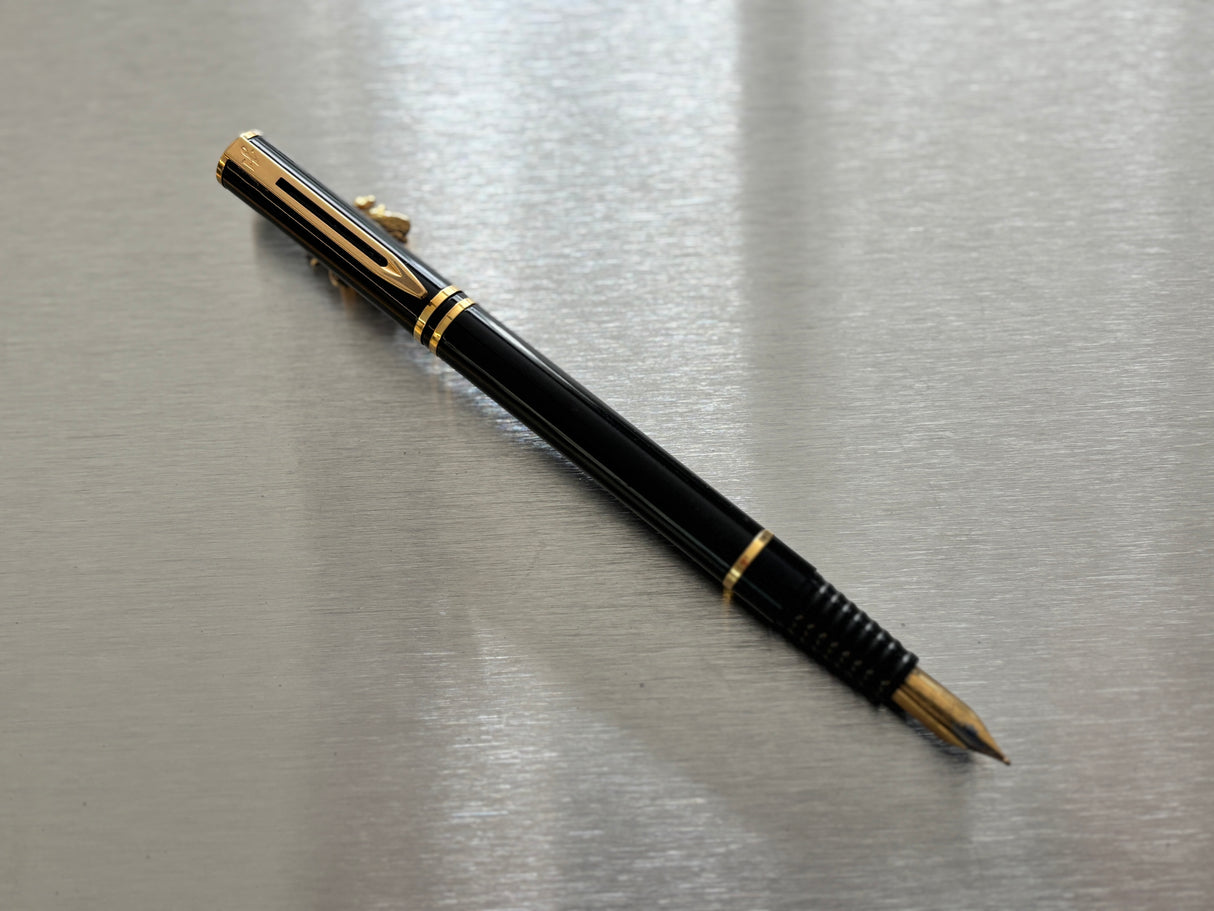 Waterman Laureate Black Lacquer - Fountain Pen