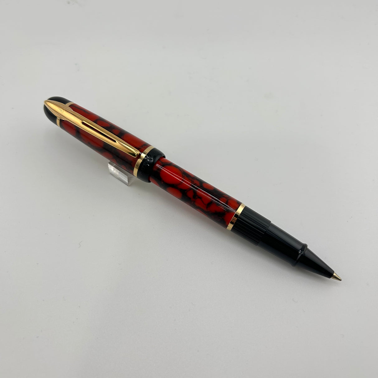 Waterman Phileas Red and Black Marble - Rollerball