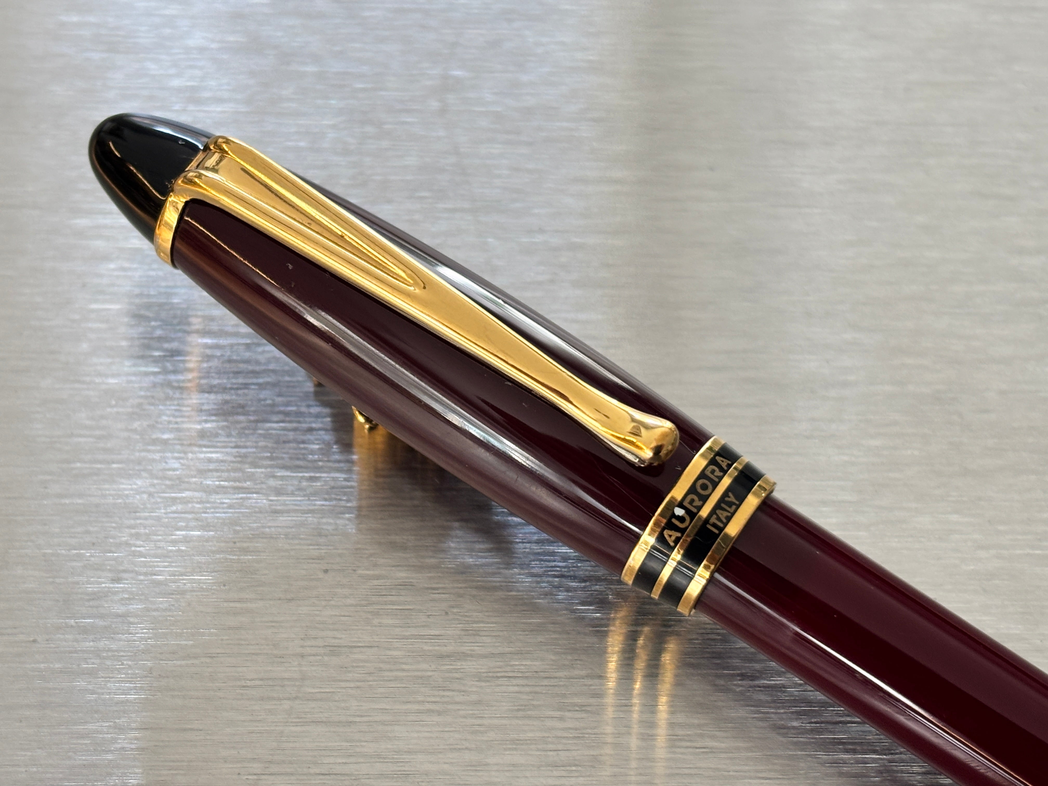 Aurora Ipsilon Burgundy Gold trim - Ball Pen