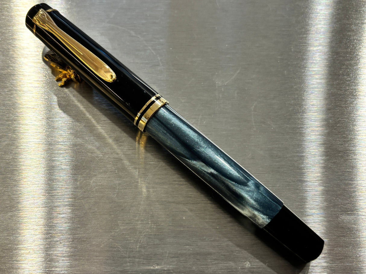 Pelikan R200 Green marble Black cap - Roller Ball