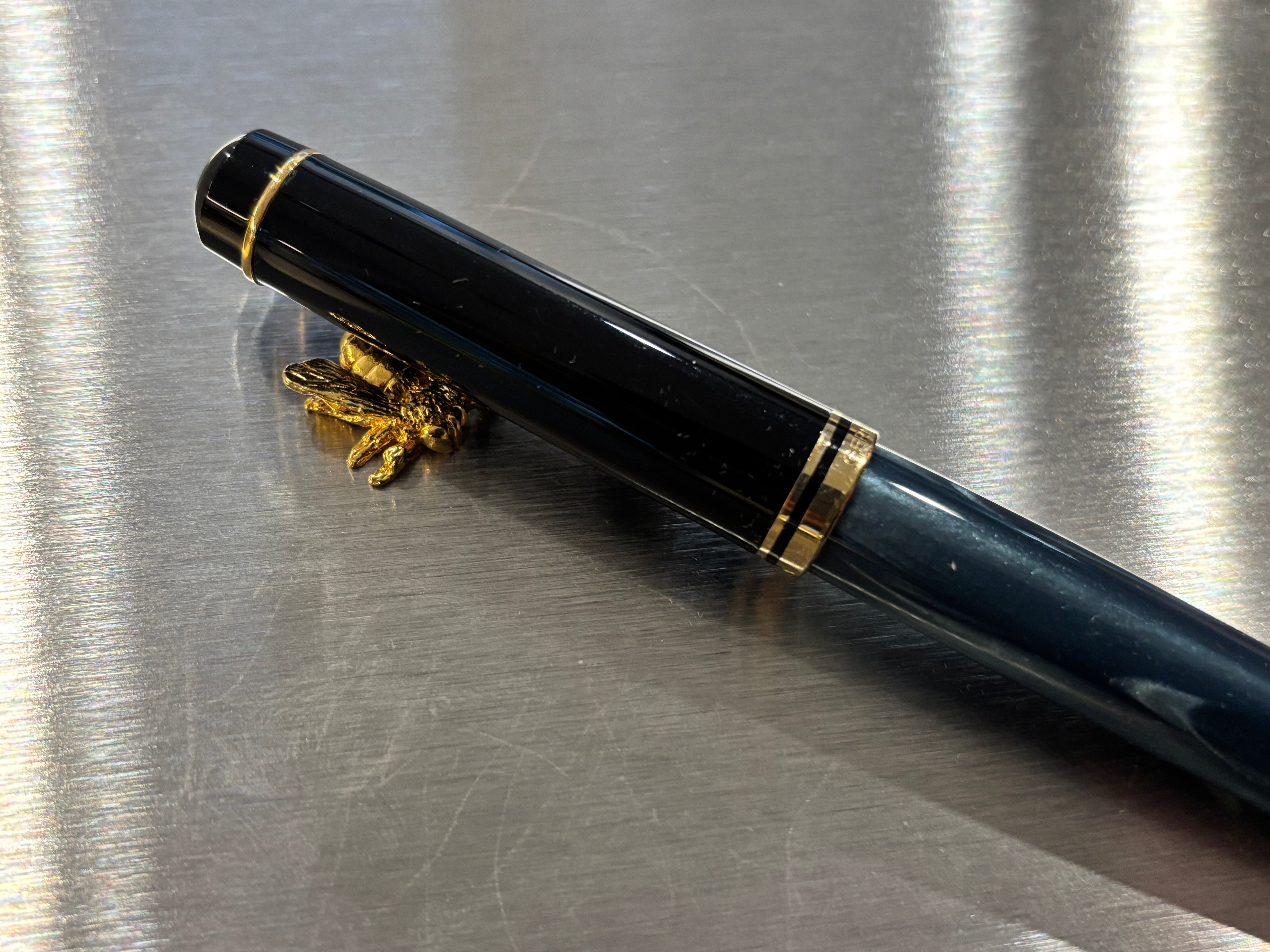Pelikan R200 Green marble Black cap - Roller Ball