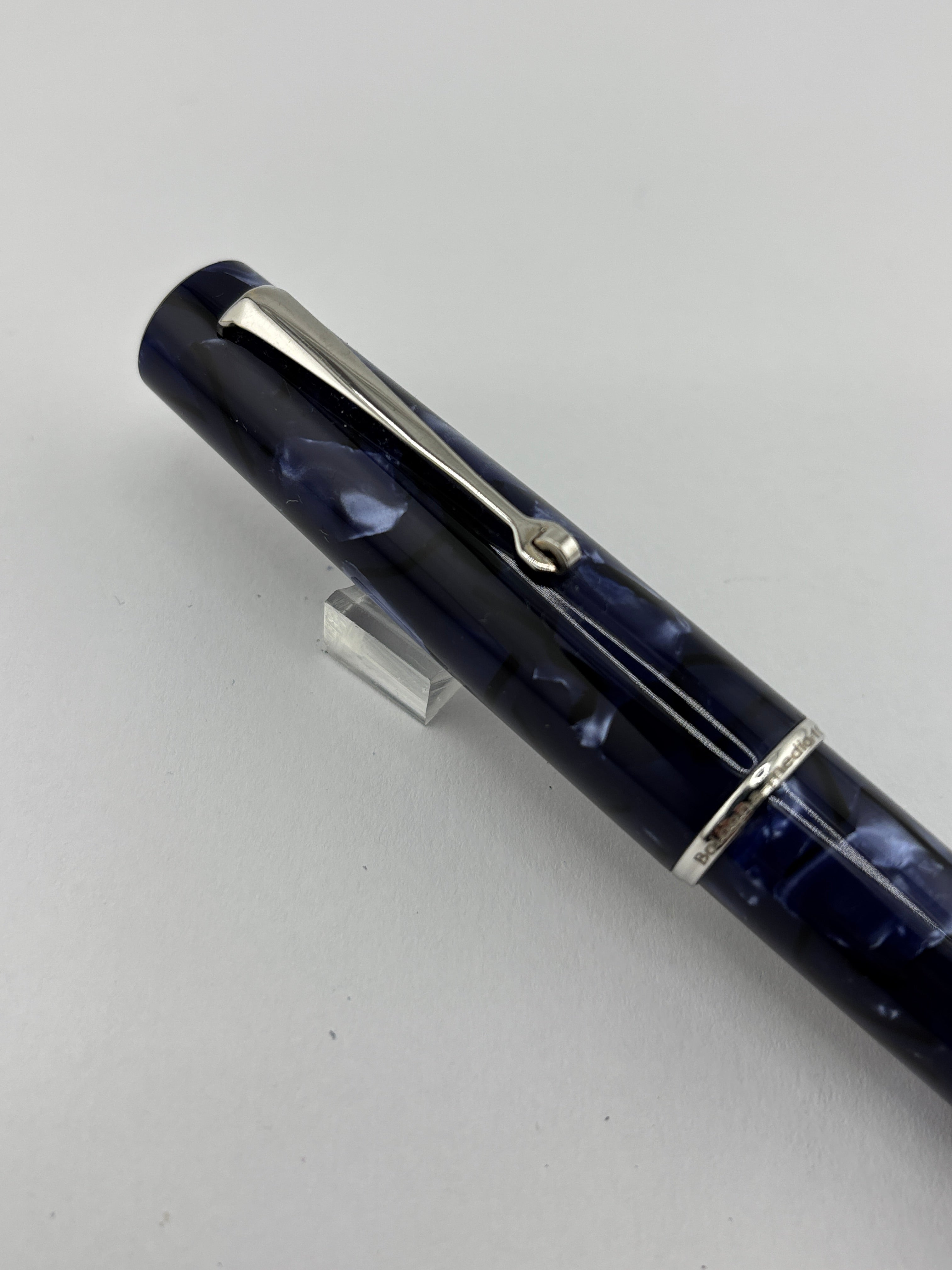 Armando Simoni Club Bologna Medio Blue la Royale Celluloid fitted with Nakaya Double Broad 14kt Gold Nib