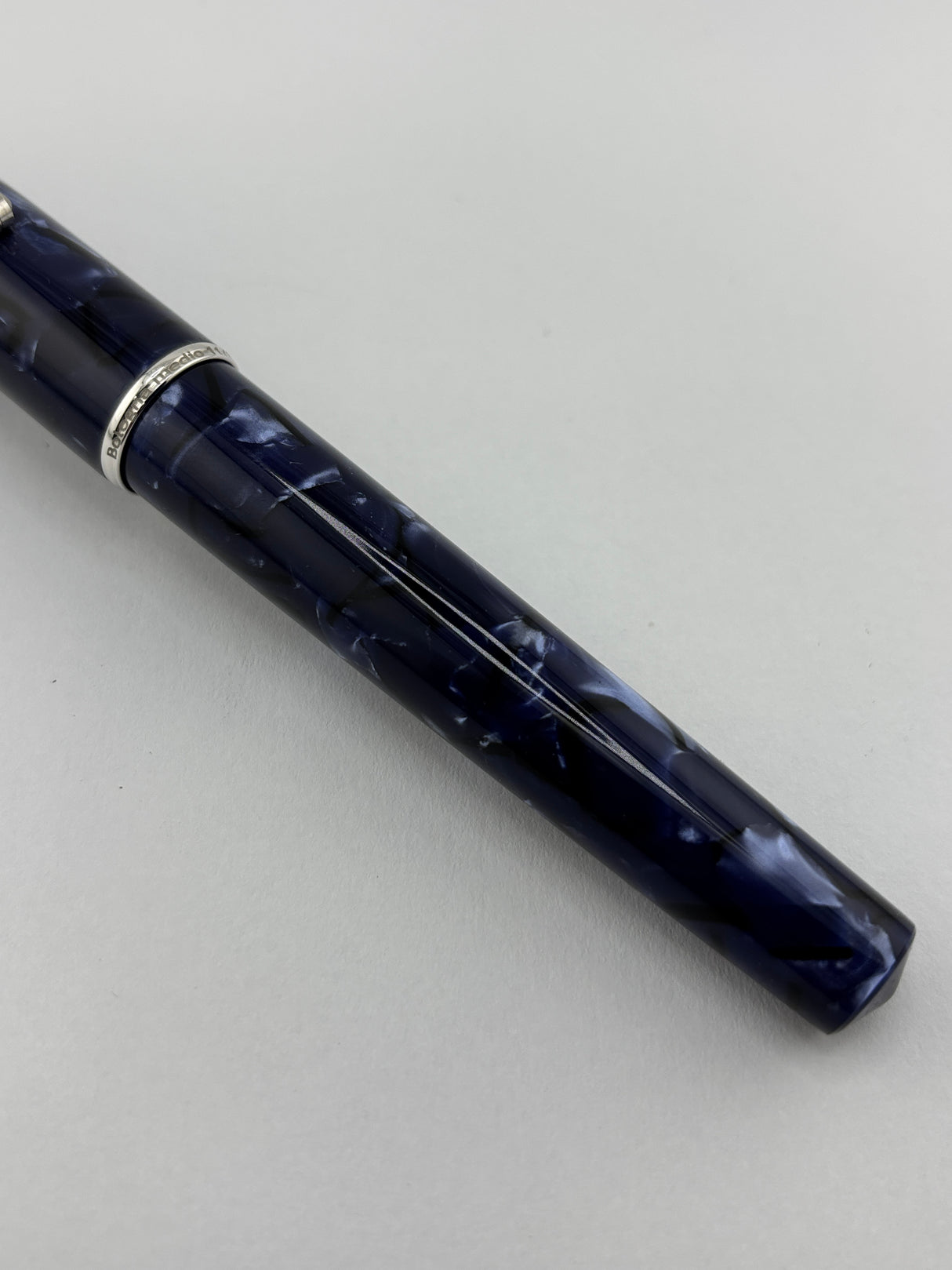 Armando Simoni Club Bologna Medio Blue la Royale Celluloid fitted with Nakaya Double Broad 14kt Gold Nib