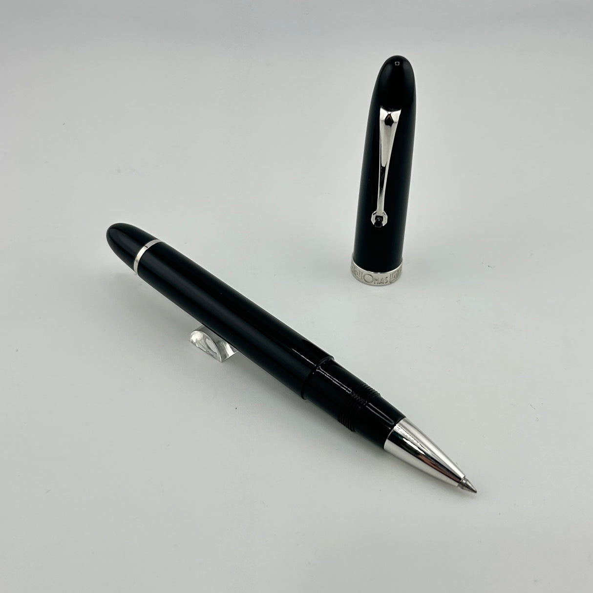 Omas Ogiva Black Cotton resin silver trim - Roller Ball