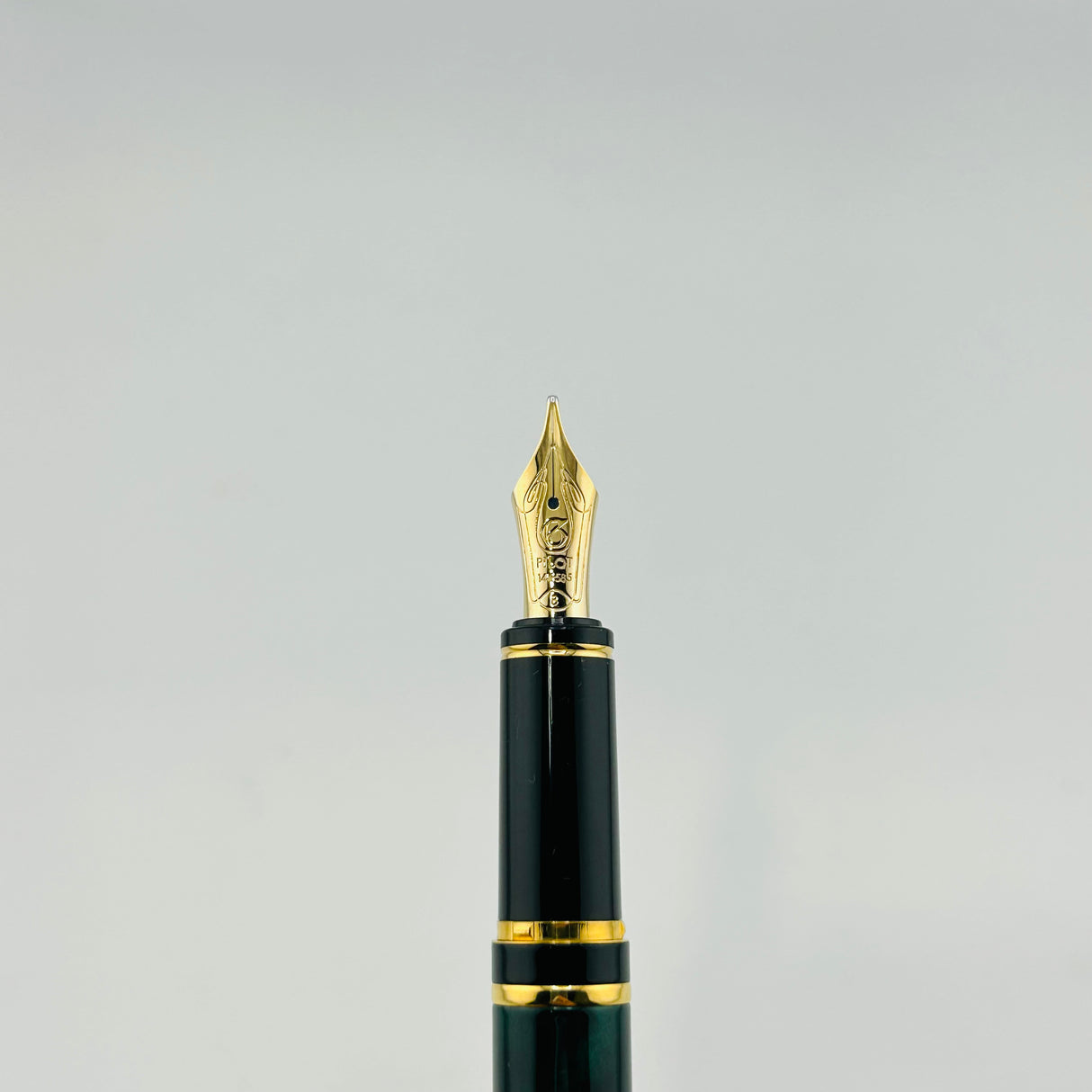 Pilot Grance Black Gold nib 14K - Fountain Pen
