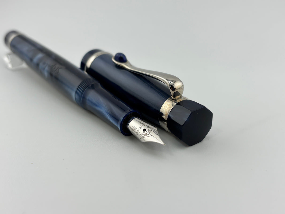 Stipula I Castoni mid size Purple Blue - Fountain Pen