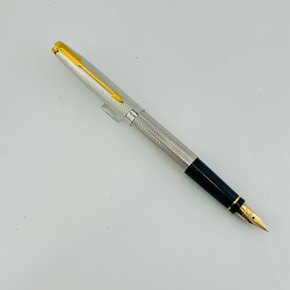 Parker "75 " cisele sterling silver 925 gold nib 18k - Fountain Pen