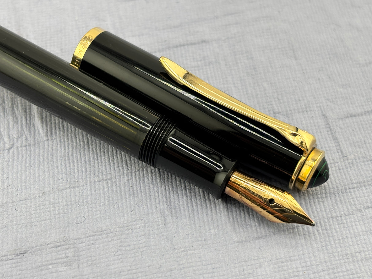 Pelikan 400 Rare Blacked Striped Version great ink view Flexi 14k nib