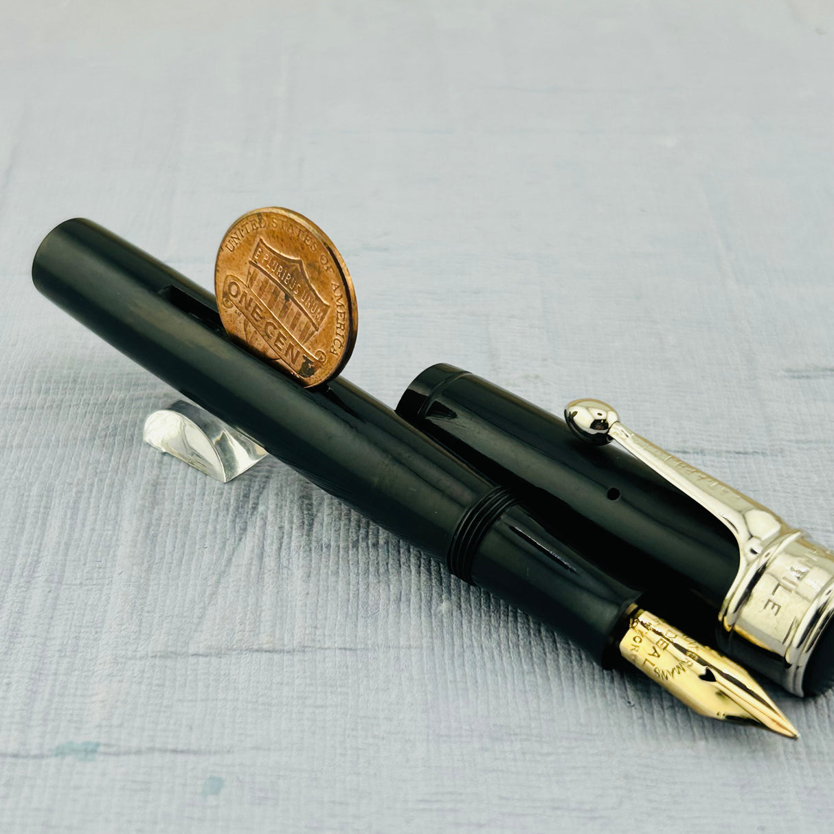 Waterman 12 PSF Black hard rubber Coin filler Circa 1915 - Fountain Pen