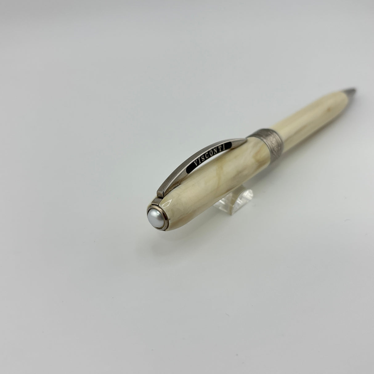 Visconti Rembrandt Venus White Marble - Ball Pen