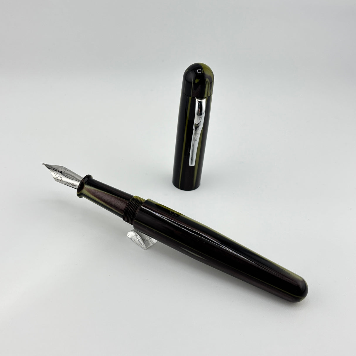 Ranga Pen India Green leaves Resin - Fountain Pen