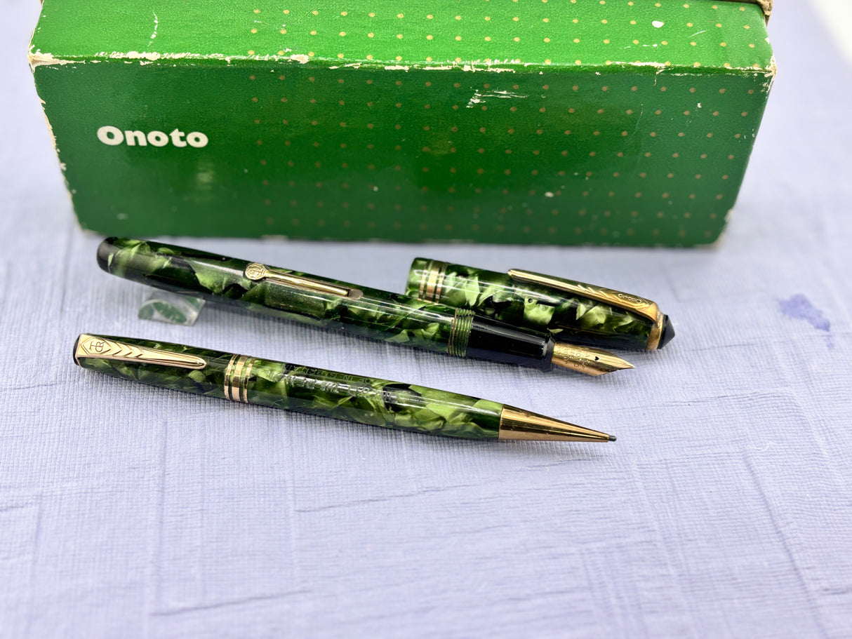 Onoto Delarue Green Celluloid Set boxed - Beautiful color and set Mint !