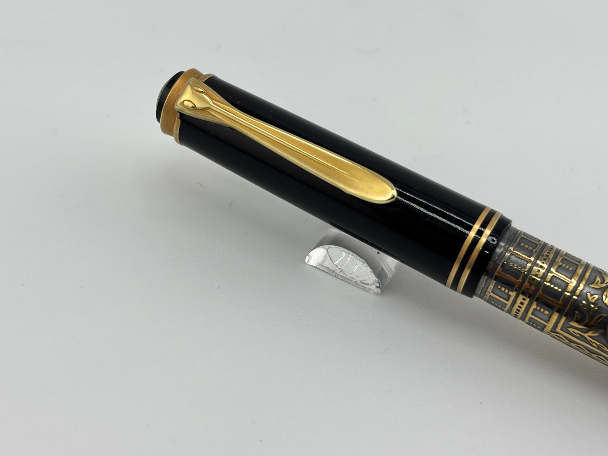 Pelikan M700 Toledo Fountain Pen - Fine 18kt Gold Nib - 1990s