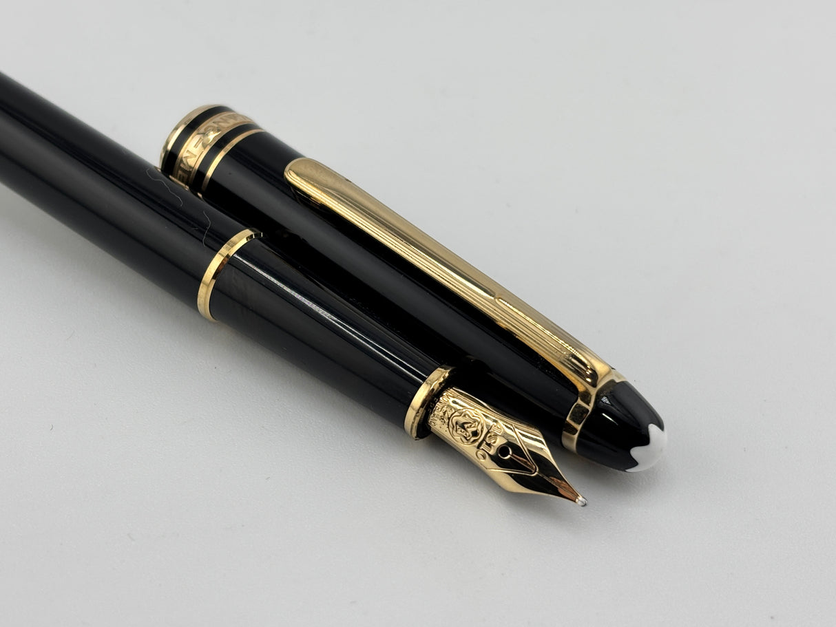 Montblanc Classique #144 Black Resin Fountain Pen - Medium 14kt Gold Nib