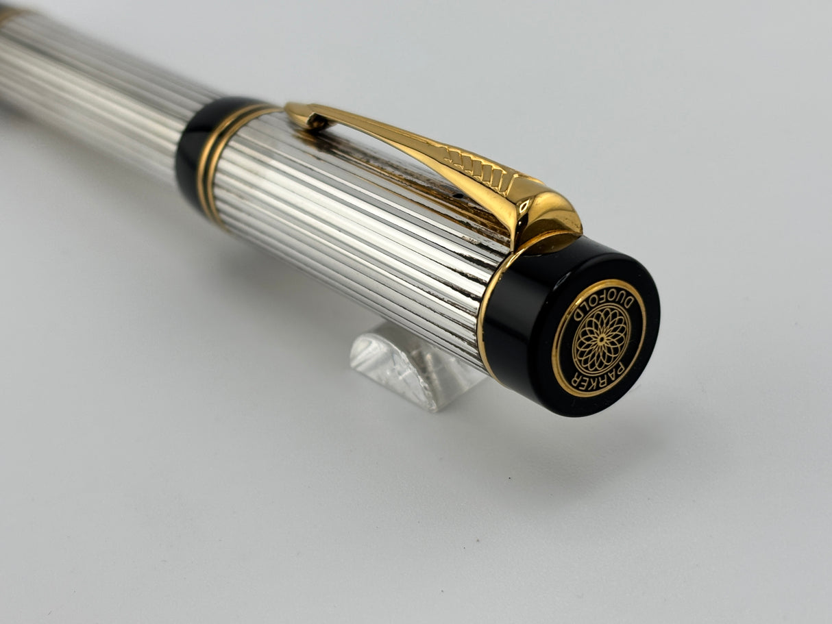 Parker Duofold Centennial (Largest Size) Sterling Silver Fountain Pen - Medium Italic #94 18kt Gold Nib